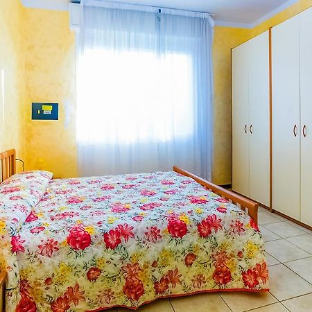 Pia Del Faro Apartment Bibione Bagian luar foto